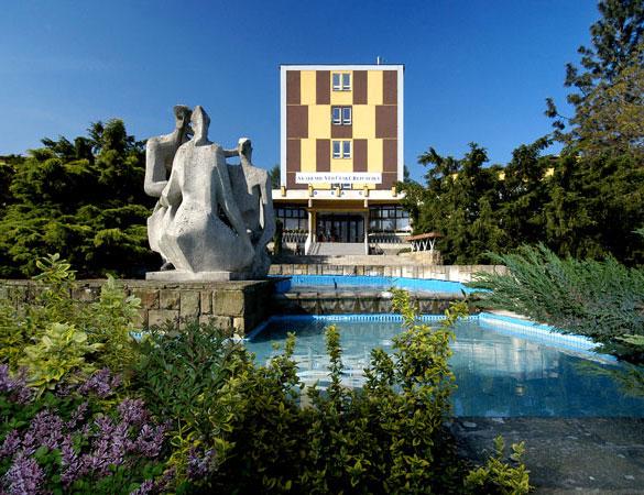 Institute of Microbiology of the Czech Academy of Sciences